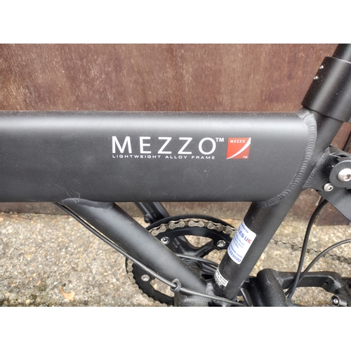 83 - Mezzo D10 Folding Bike with Lightweight Alloy Frame, Circa 2008, Complete with Original Manual CD Ro... 