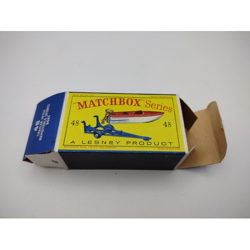 103 - Vintagae Matchbox 48b Sports Boat - Red/White (BPW) Blue Trailer . Type 3 Box