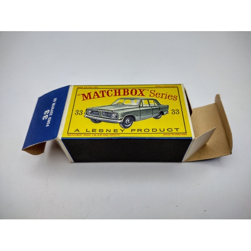 113 - Vintage Matchbox 33b Ford Zephyr 6 - Black Plastic Wheels. Type 3 Box