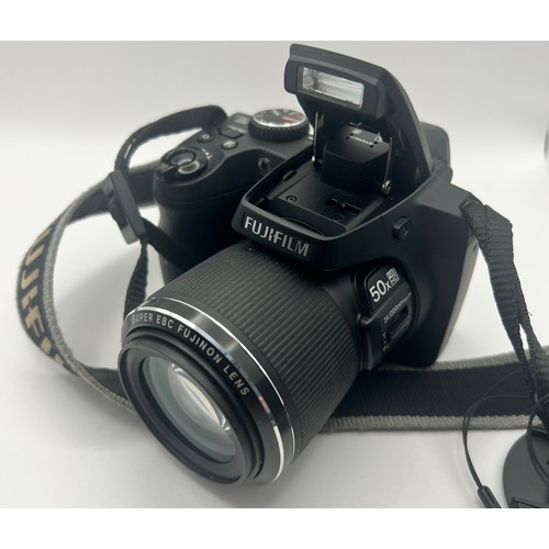 162 - FinePix SL1000 16MP 50x Zoom Bridge Camera with Lowepro Case. Fully Tested & Working, No Charger.