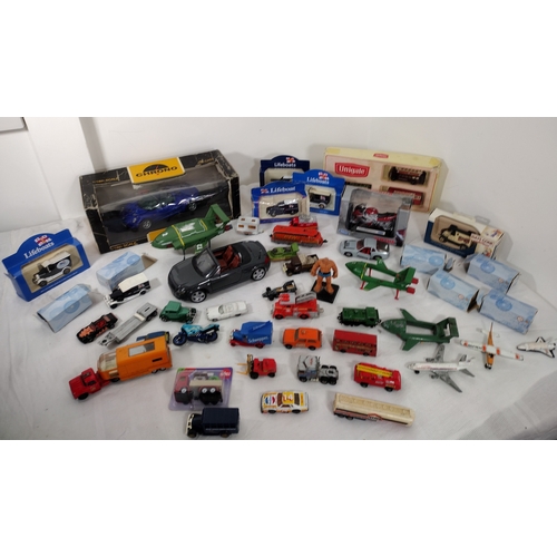 32 - Collection of Die-Cast Vehicles Featuring 1:18 Scale Models by Chrono and Maisto, Including 1997 Lot... 