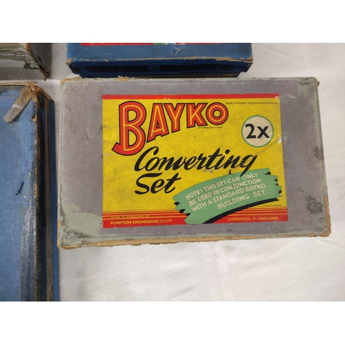 61 - Vintage 1950s Bayko Building Set with 1x, 2x, 3x Converting Sets, Complete with Original Boxes and I... 