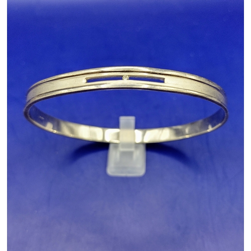 47 - Silver Hallmarked Bracelet by Historical Originals, Edinburgh 2001, Featuring a Small Diamond Accent... 