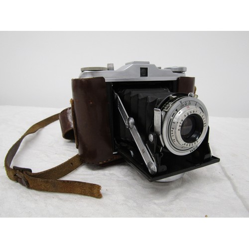 95 - Agfa Isolette I camera with Agfa Agnar 85mm f1:4.5 lens with Leather Case