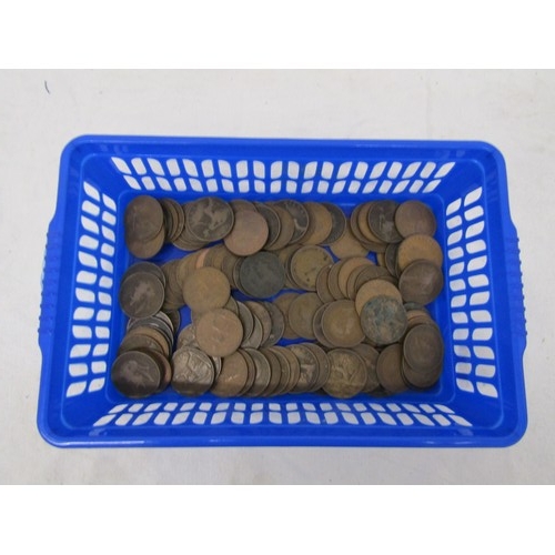 96 - Approximately 120 Old Pennies date ranging from early/Mid 1800s to 1960s