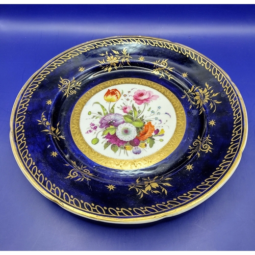 158 - Early 19th-Century Coalport Porcelain Plate with Cobalt Ground, Gilt Floral Scrollwork, and Hand-Pai... 