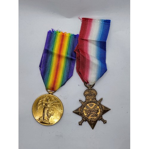 488 - WWI Pair of Medals Issued to PTE. H. Pearcy (19124) East Yorkshire Regiment 1914-15 Star & Victory M... 