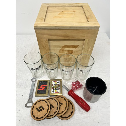 184 - Snap-On Gift Box Wooden Crate SSX18P119 with 4 Branded Glasses & Coasters, Bottle Opener, Bit Driver... 