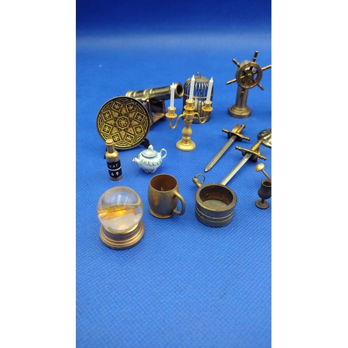 201 - A Collection of Vintage Dolls House Brass Trinkets - Early to Mid 20th Century