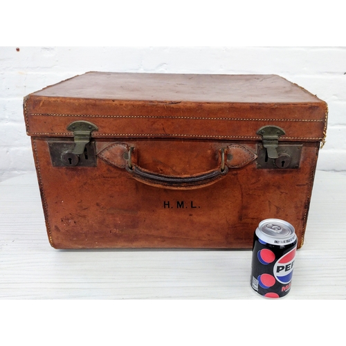 420 - Edwardian Leather Travel Case by Benjamin of Piccadilly, Twin Brass Latches, H.M.L. Initials, Circa ... 