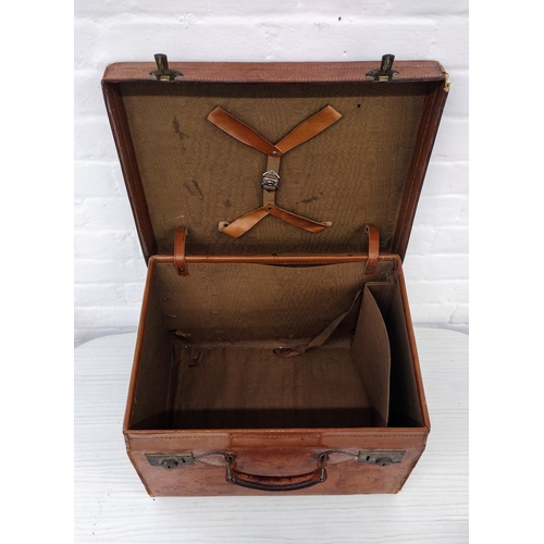 420 - Edwardian Leather Travel Case by Benjamin of Piccadilly, Twin Brass Latches, H.M.L. Initials, Circa ... 