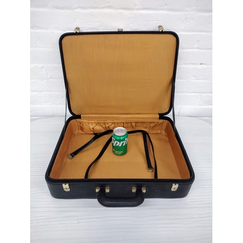 459 - Vintage Gentleman’s Fitted Travel Grooming Case with Gold-Tone Accessories, Circa 1950s, 17cm x 36cm... 