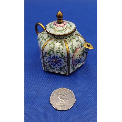 240 - Late Qing Dynasty Chinese Cloisonné Enamel Hexagonal Teapot with Floral Decoration, 10cm x 8cm