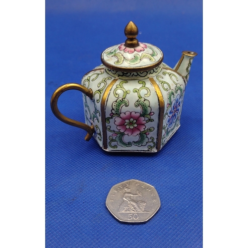 240 - Late Qing Dynasty Chinese Cloisonné Enamel Hexagonal Teapot with Floral Decoration, 10cm x 8cm