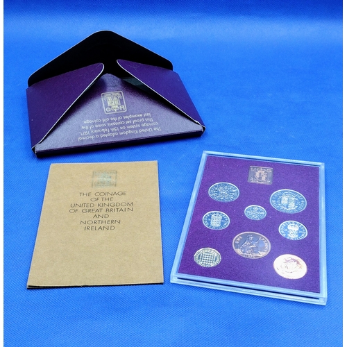 261 - Collection of British Commemorative and Proof Coin Sets and Commerarative Crowns, Including 1970 UK ... 