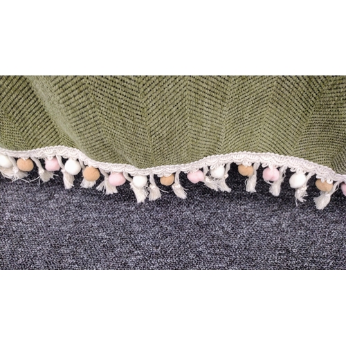 413 - Large Sage Green 100% Cotton Herringbone Throw with Pom-Pom Fringe, Approx. 260 cm x 180 cm