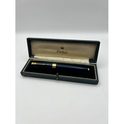 40 - Vintage Parker 17 Fountain Pen, Blue with Gold-Plated Trim, in Original Box, 1960s