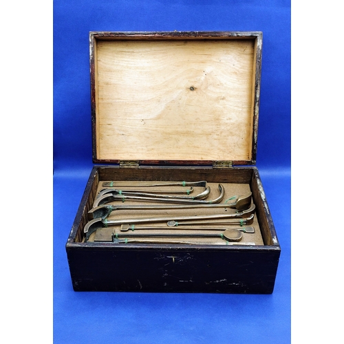 220 - Antique T. Monk Foundry Sand Moulding / Plastering Tools, Set of 23 in Original Wooden Box, Circa 18... 