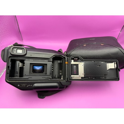 34 - Canon Sure Shot Zoom XL 35mm 39-85mm Film Camera