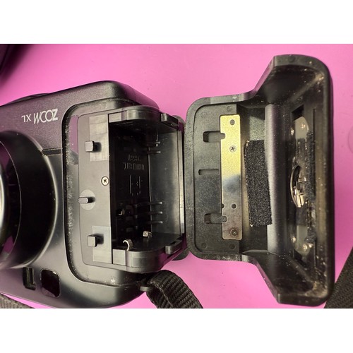 34 - Canon Sure Shot Zoom XL 35mm 39-85mm Film Camera