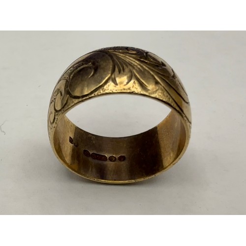 25 - 9ct Gold Wide Engraved Band Ring with Engraved Scroll Decoration Fully Hallmarked 375 approx 5.6g