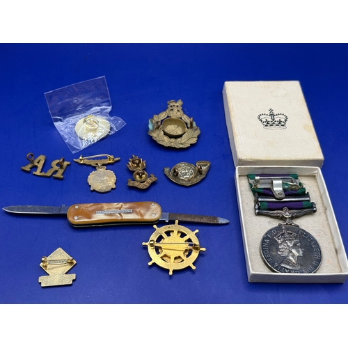 32 - Militaria Collection to include Elizabeth II General Service Medal 1962–2007 With Northern Ireland C... 