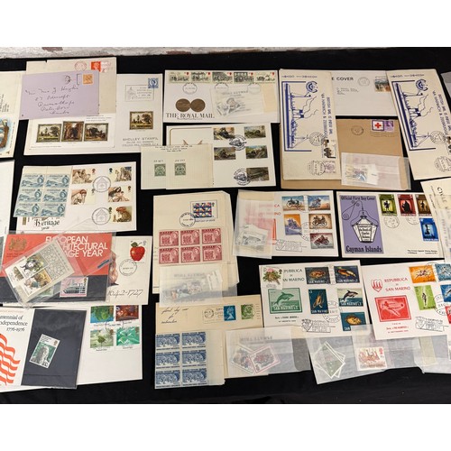 10 - Large Collection of Mixed Stamps to include First Day covers , Stampex , Cinderllas , Presentation P... 