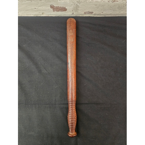73 - Early 20th Century Crown Marked Hardwood Truncheon / Police Cosh – 17” Long Vintage Club Baton