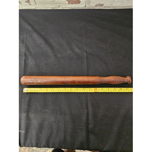 73 - Early 20th Century Crown Marked Hardwood Truncheon / Police Cosh – 17” Long Vintage Club Baton
