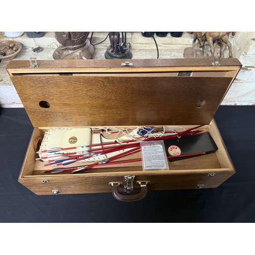 46 - Wooden Takedown Recurve Bow in Dedicated Wood Case with Accesories to include Arrows , Arm Guard , Q... 