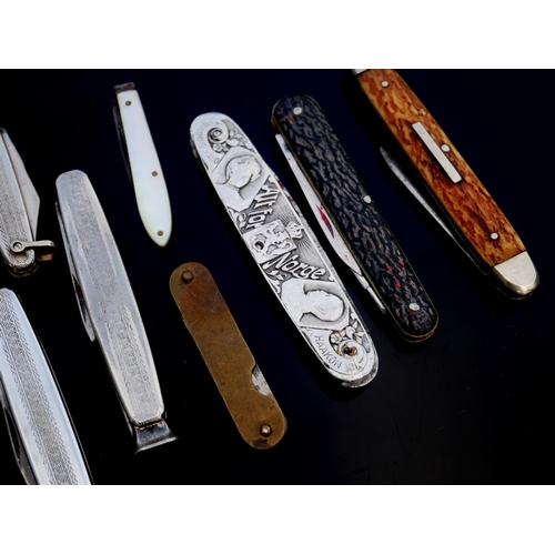 56 - A COLLECTION OF NINE 19TH CENTURY AND LATER PEN KNIVES
To include mother of pearl and the commemorat... 