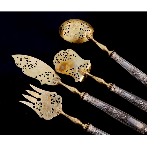58 - A 19TH CENTURY FRENCH FOUR PIECE SILVER GILT VERMEIL FISH SERVING SET
Impressed ‘Minerva Fineness’, ... 