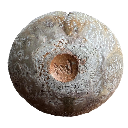 288 - ALAN WALLWORK, 1931 - 2019, A STONEWARE SPLIT SPHERE WITH PALE GREEN GLAZE
Incised ‘AW’.
(h 14cm x w... 