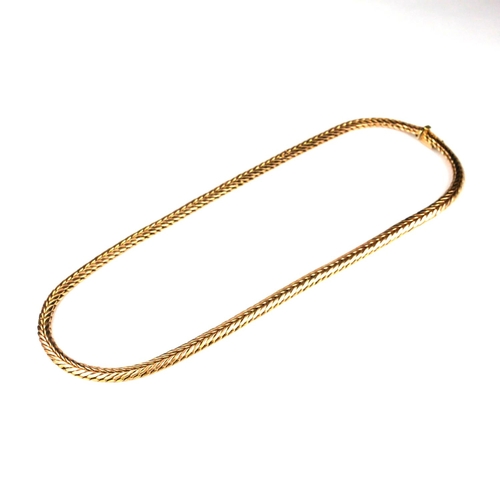 24a - A 9CT GOLD DOUBLE BRAIDED HERRINGBONE LINK NECKLACE.
(20g, 43.5cm)