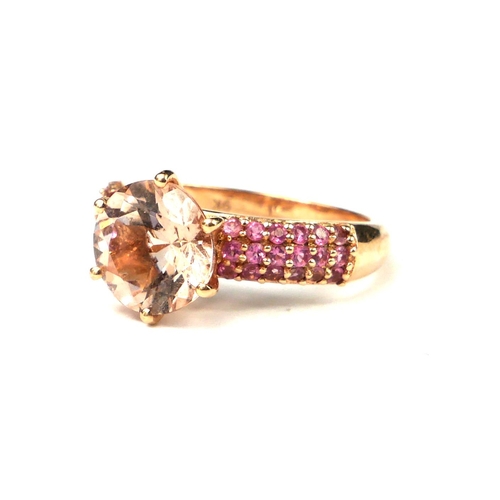 70 - A 9CT ROSE GOLD, ROUND CUT MORGANITE AND PINK TOURMALINE RING.
(morganite approx weight 3.2ct, gross... 