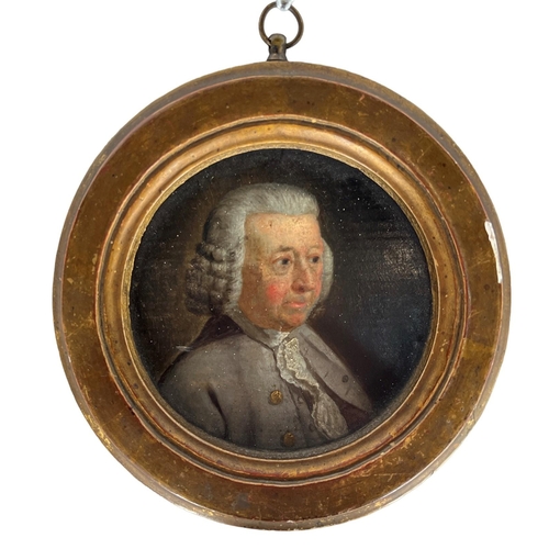 299 - AN 18TH CENTURY CONTINENTAL CIRCULAR OIL ON OAK PANEL, PORTRAIT OF A GENTLEMAN, FRAMED.
(sight 8.5cm... 