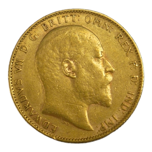 21 - AN EDWARDIAN 22CT GOLD SOVEREIGN COIN, DATED 1903 
With King Edward VII bust and George and Dragon t... 