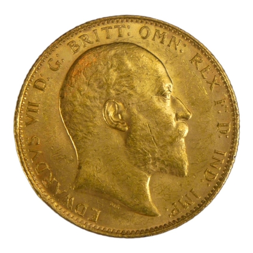 37 - AN EDWARDIAN 22CT GOLD SOVEREIGN COIN, DATED 1903 
With King Edward VII bust and George and Dragon t... 