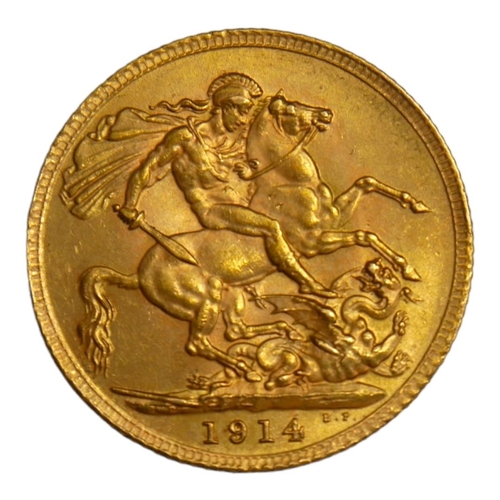 51 - A WWI 22CT GOLD SOVEREIGN COIN, DATED 1914 
With King George V bust and George and Dragon to reverse... 