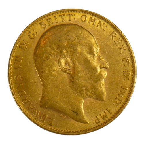 55 - AN EDWARDIAN 22CT GOLD SOVEREIGN COIN, DATED 1909 
With King Edward VII bust and George and Dragon t... 