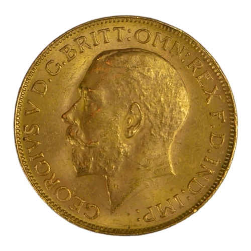 60 - AN EARLY 20TH CENTURY 22CT GOLD SOVEREIGN COIN, DATED 1926 
With King George V bust and George and D... 