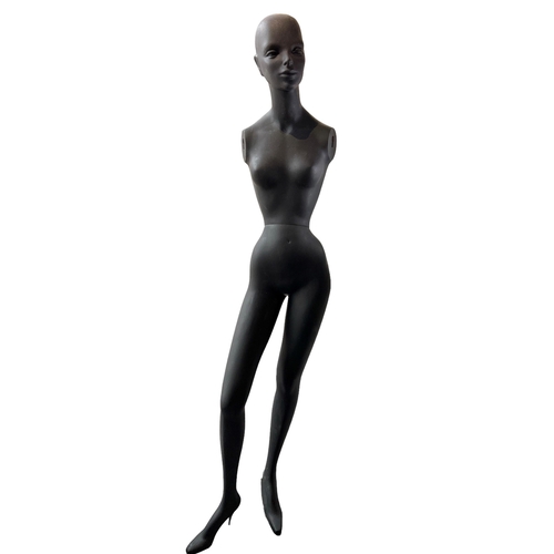 230 - A 20TH CENTURY LIFE SIZE FEMALE MANNEQUIN IN HEELS.
(h 180cm)