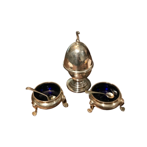 91b - SOLOMON JOEL PHILLIPS, A PAIR OF GLASS LINED SILVER SALTS
Together with a silver egg coddler and sal... 