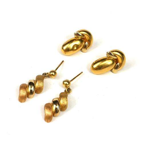19 - TWO PAIRS OF 18CT GOLD EARRINGS.
(8.6g)