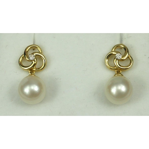 4A - A PAIR 9CT YELLOW GOLD ROUND FRESHWATER PEARL AND DIAMOND DROP EARRINGS.  (Approx Diamonds 0.05ct)