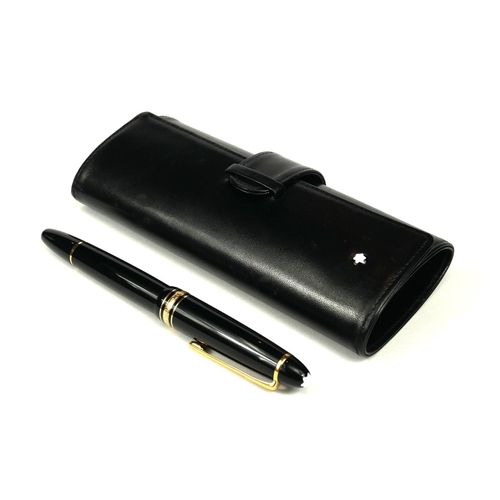 61 - MONTBLANC, A 14CT GOLD NIB FOUNTAIN PEN HAVING LEATHER CARRYING CASE.