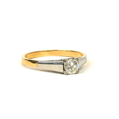 65 - AN 18CT YELLOW AND WHITE GOLD DIAMOND SOLITAIRE RING.
(0.36ct, UK size O, 2.5g)