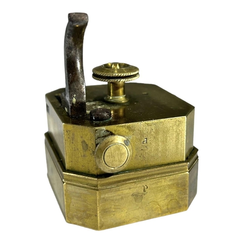 86 - A 19TH CENTURY VICTORIAN BRASS SCARIFICATOR, EVANS LONDON, CIRCA 1840
Mechanical leech used for bloo... 