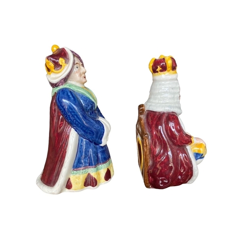 110 - TWO BESWICK PORCELAIN FIGURES FROM THE ALICE & WONDERLAND SERIES, KING OF HEARTS & QUEEN OF HEARTS. ... 