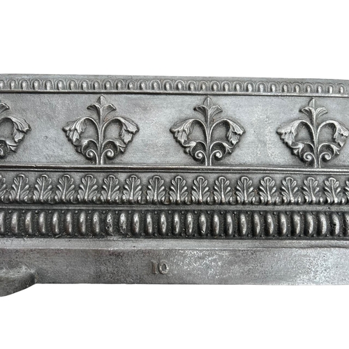 141 - A 19TH CENTURY CARRON REGENCY CAST IRON FIRE CURB
Decorated leave and scrolling foliage.
H16 x D24 x... 